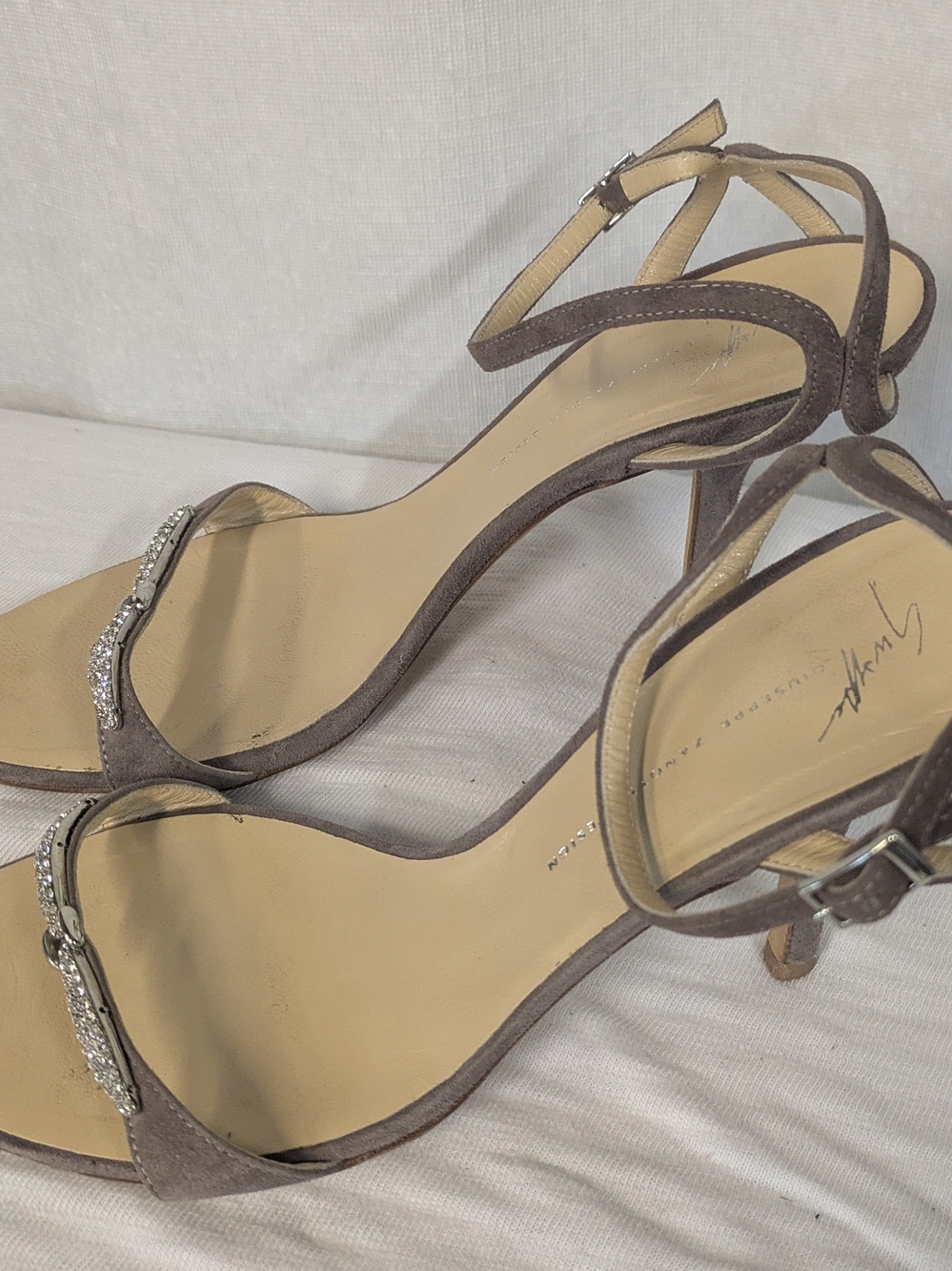 Giuseppe Zanotti Lilac Suede Crystal-Trim Ankle Strap Heels - Picture 5 of 7